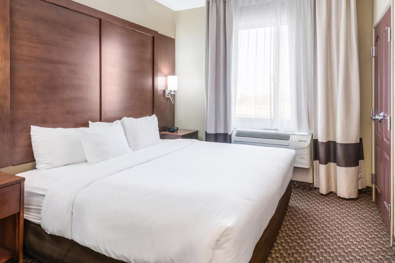 Comfort Suites Форт-Стоктон Екстер'єр фото