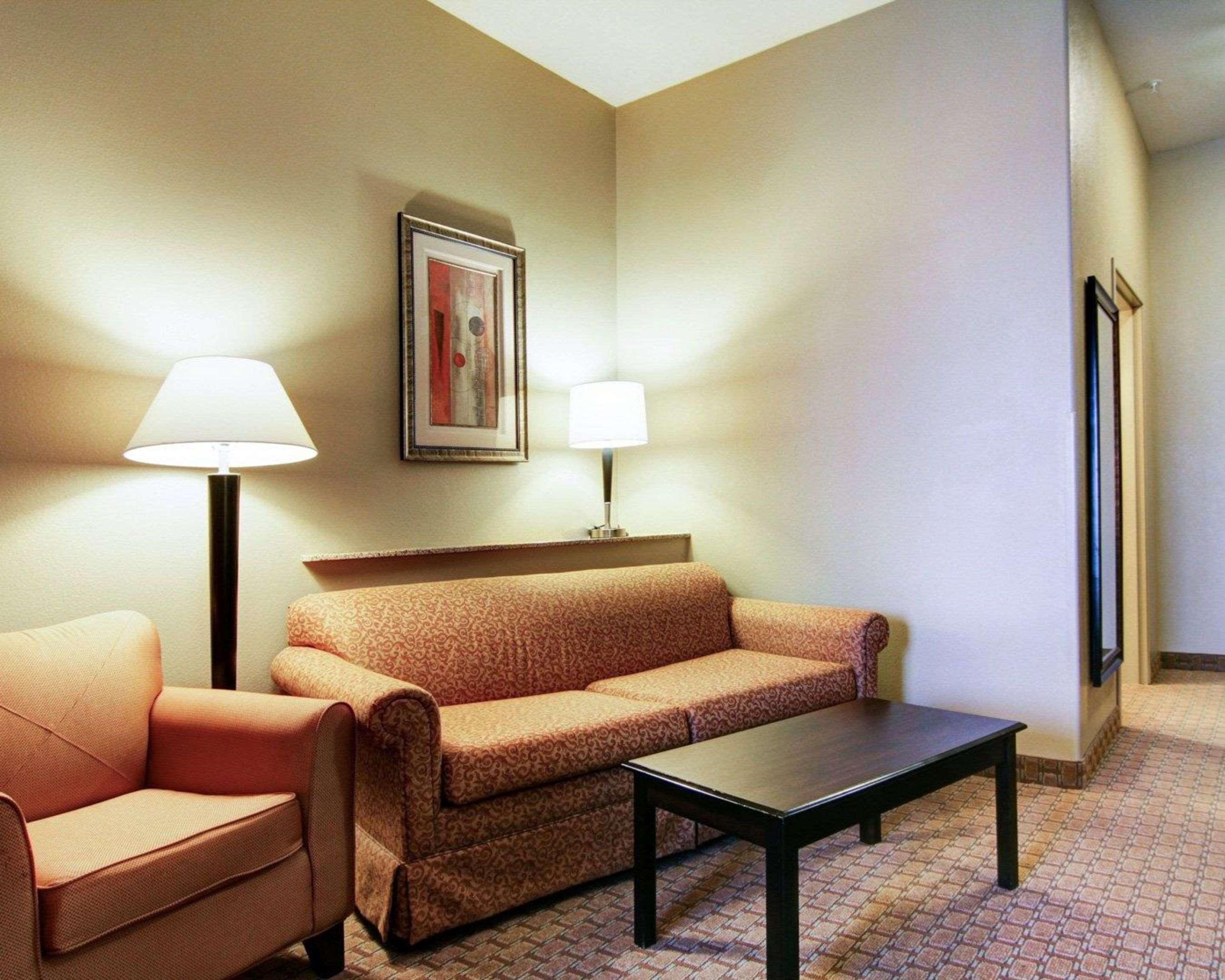 Comfort Suites Форт-Стоктон Екстер'єр фото