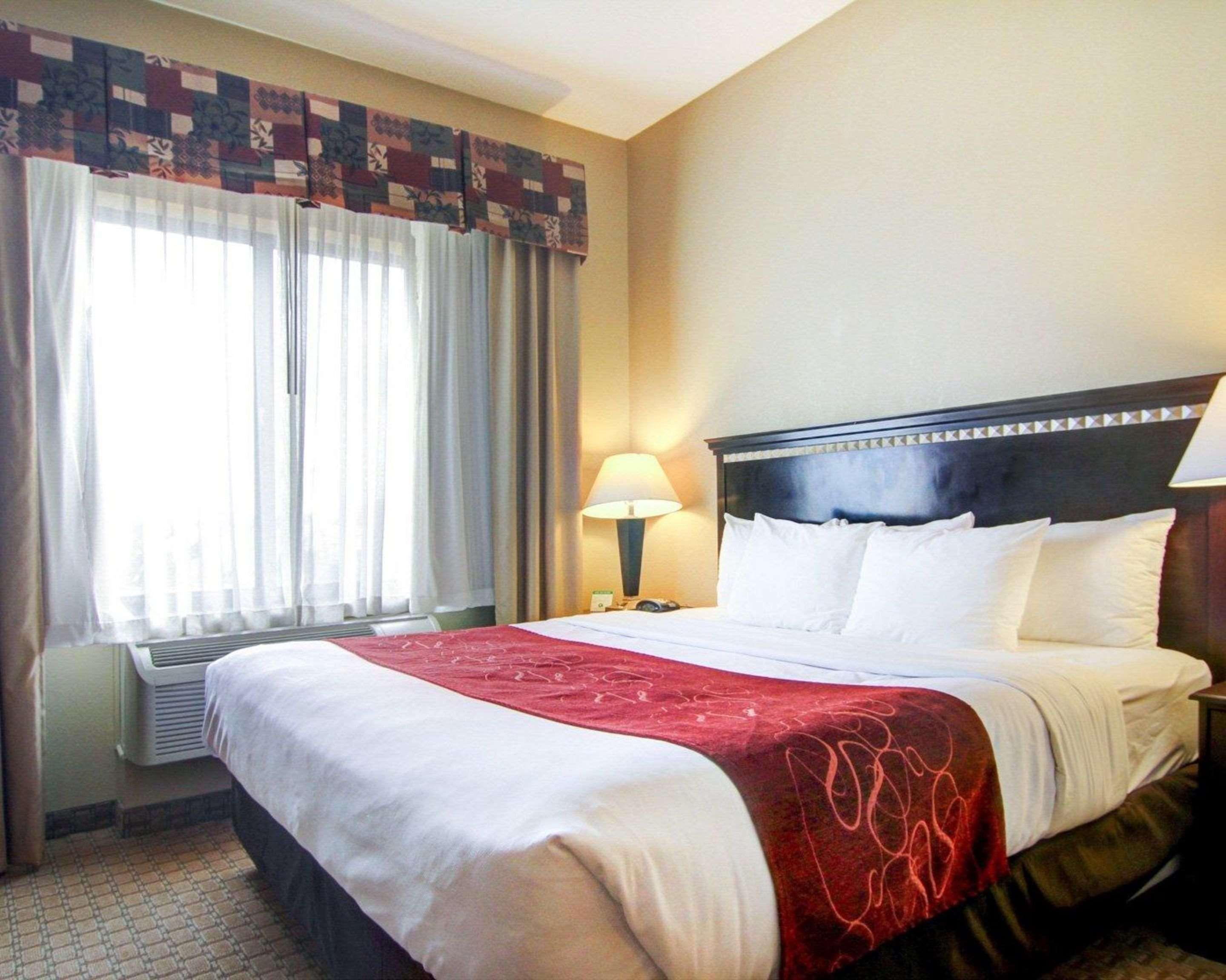 Comfort Suites Форт-Стоктон Екстер'єр фото