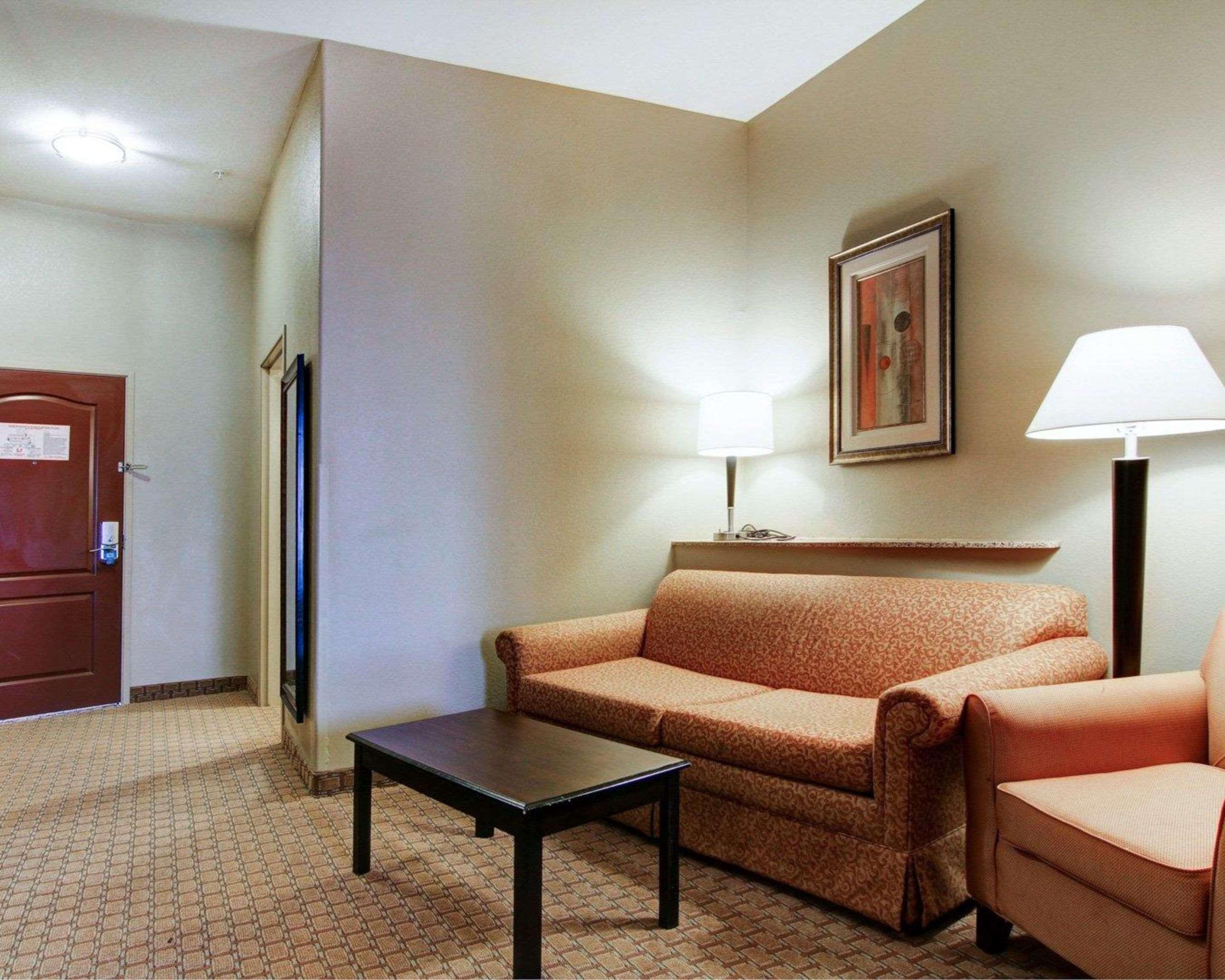 Comfort Suites Форт-Стоктон Екстер'єр фото